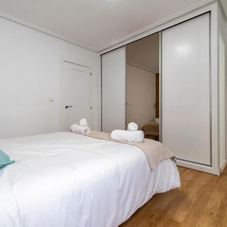 Apartamento céntrico reformado junto Plaza Guzmán Appartamento León Esterno foto
