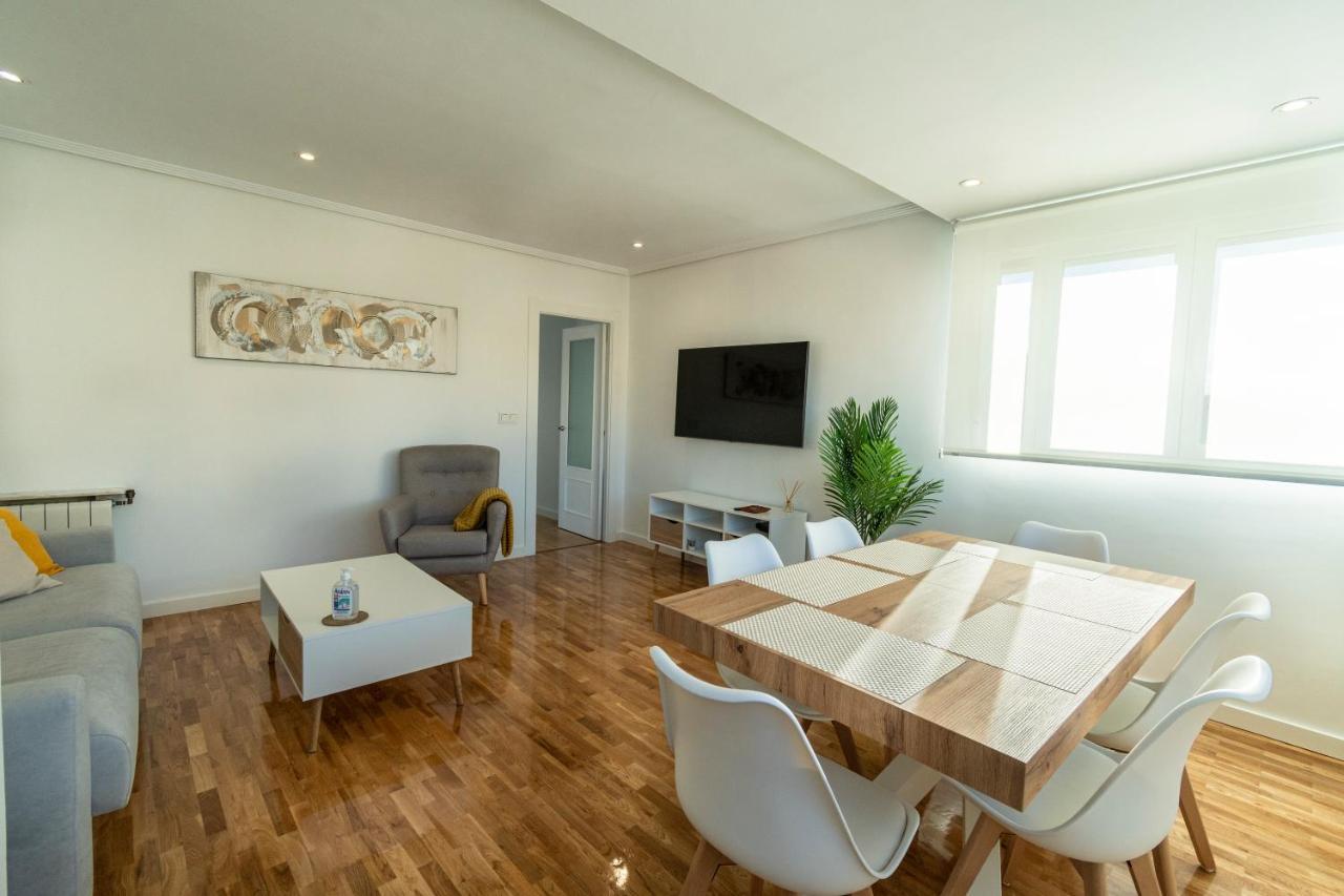 Apartamento céntrico reformado junto Plaza Guzmán Appartamento León Esterno foto